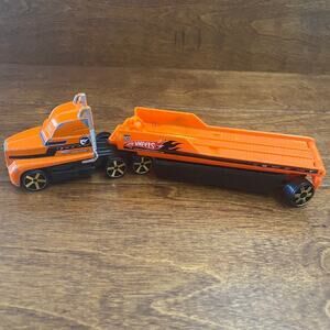HOT WHEELS 2002 Orange Semi Truck Flatbed Trailer Hauler N3980 Mattel